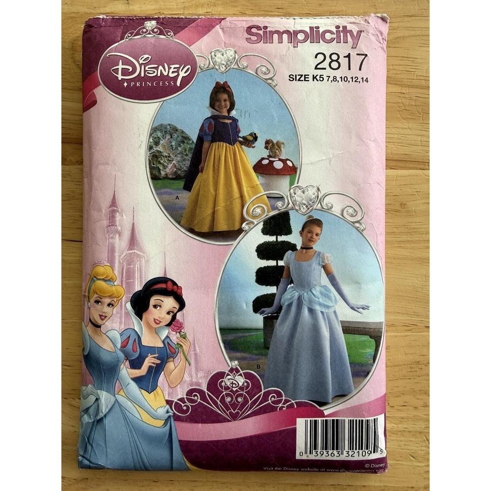 Simplicity Costume Pattern 2817 Girls DISNEY PRINCESS Snow White Cinderella READ